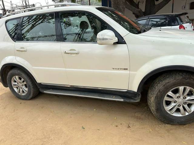https://images10.gaadi.com/usedgaadi-sellcar/UsedCar/748b41dc-88da-4340-a0e2-009b9e6102ba/47b21e80-e6e7-43be-be38-8a4bed2cdb78.jpg?imwidth=6402