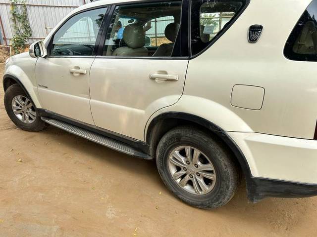 https://images10.gaadi.com/usedgaadi-sellcar/UsedCar/748b41dc-88da-4340-a0e2-009b9e6102ba/4de88f82-43f1-4a4b-a67f-a9b95bfbee7b.jpg?imwidth=6401