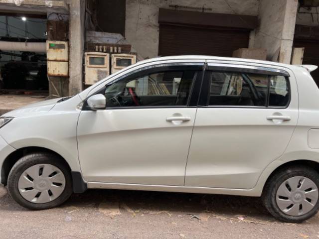 https://images10.gaadi.com/usedgaadi-sellcar/UsedCar/74ae5a9a-e623-4eb6-86f4-37ae777d3622/a7379e74-2f9b-4eac-a566-bf203fe33866.jpg?imwidth=6402
