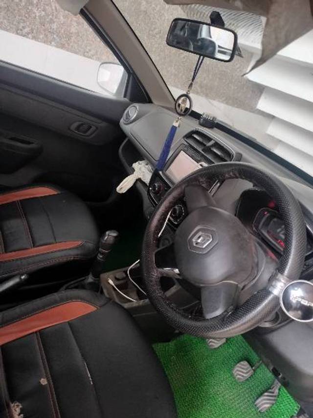 https://images10.gaadi.com/usedgaadi-sellcar/UsedCar/74b90e6a-19dc-4ecb-9016-029ab2c9884c/b9b42d1d-28a9-484b-bc40-a95e3c80ca34.jpg?imwidth=6402