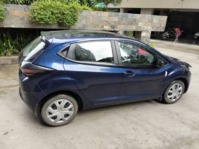 https://images10.gaadi.com/usedgaadi-sellcar/UsedCar/74d97713-f317-491d-b2f0-1bd3e5179697/b694384c-d6d9-48e1-b88c-b94620163aca.jpg?imwidth=6400