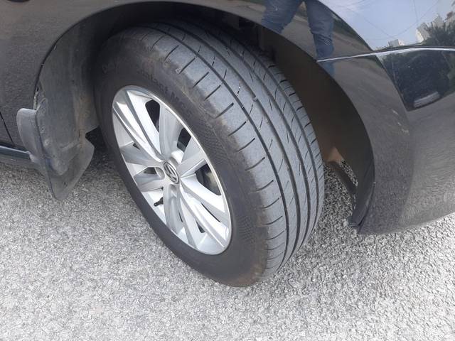 https://images10.gaadi.com/usedgaadi-sellcar/UsedCar/750b4a37-89fd-4082-b329-b670bba43942/1abf90dd-7bca-47b0-a157-ea72750d52eb.jpeg?imwidth=6402