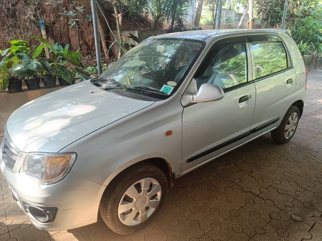 https://images10.gaadi.com/usedgaadi-sellcar/UsedCar/7535e16a-4687-4c6a-a2e6-c887163bb5c5/350b8a89-f4c0-4436-9cd1-561165d2e7e5.jpg?imwidth=6402