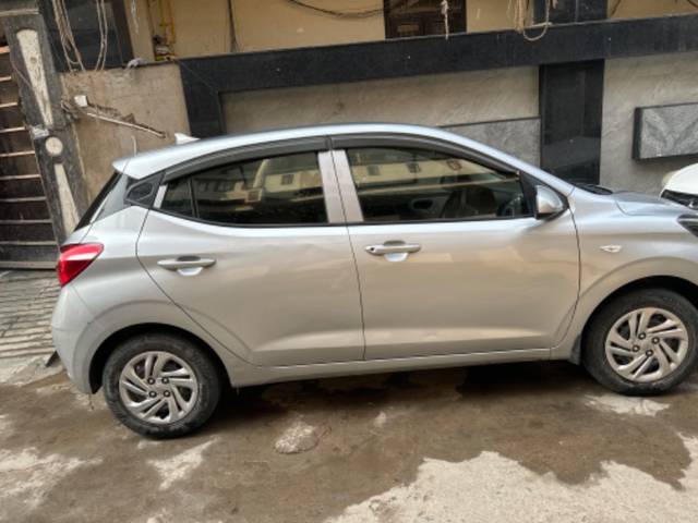 https://images10.gaadi.com/usedgaadi-sellcar/UsedCar/7558010e-de88-4f1d-ade7-50136a19765a/1f3cf819-033f-4f69-8dcc-b8280a536f66.jpg?imwidth=6400