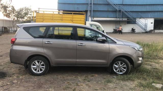 https://images10.gaadi.com/usedgaadi-sellcar/UsedCar/7579c312-bf30-4c24-b797-37f03bd6691e/4562f0a5-9697-4887-b9a2-b1db0ced25a4.jpeg?imwidth=6401