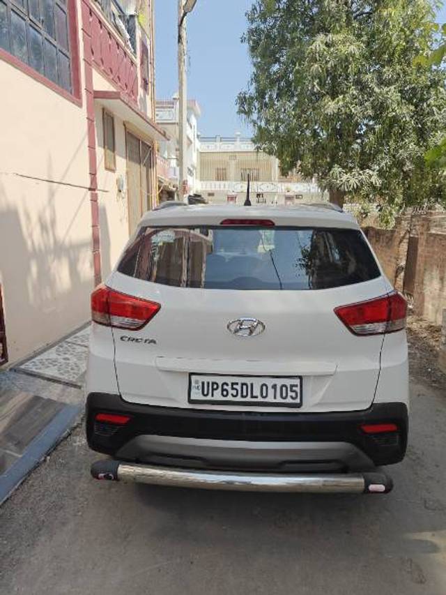 https://images10.gaadi.com/usedgaadi-sellcar/UsedCar/75adb10c-6ff3-476a-8a0b-46dedb25d563/d461d7f3-3034-40eb-84c4-154bd308af65.jpg?imwidth=6402