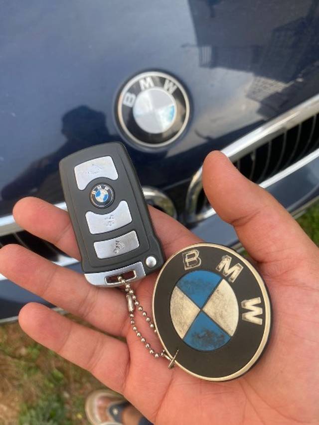 https://images10.gaadi.com/usedgaadi-sellcar/UsedCar/75b10307-3163-4803-91f7-7adecbb3ca20/d06823c2-edfb-48ba-8990-3b5a61fd3241.jpeg?imwidth=6402