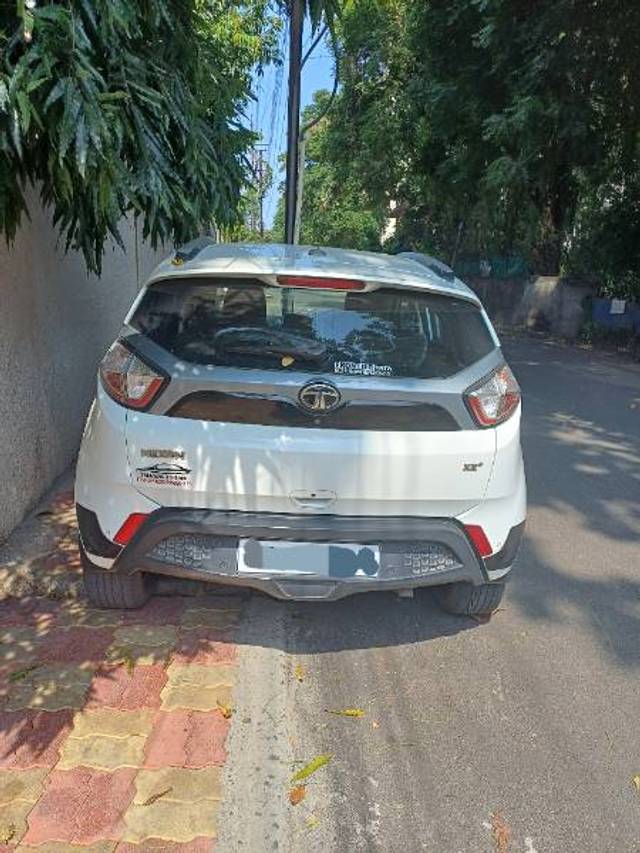 https://images10.gaadi.com/usedgaadi-sellcar/UsedCar/75dc6a46-5eac-432b-999c-79d1af4dee41/d5590e87-6c1c-443a-a277-93f8e4567210.jpg?imwidth=6402