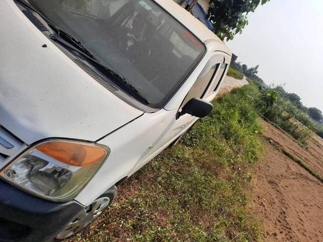 https://images10.gaadi.com/usedgaadi-sellcar/UsedCar/761a9bd0-9123-4054-9f14-cdb1b297e527/4bd70e07-a917-449d-9b14-6cf42c254dc5.jpg?imwidth=6402