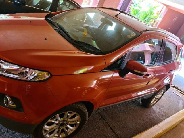 https://images10.gaadi.com/usedgaadi-sellcar/UsedCar/76461fca-06a9-4e71-878b-c574105a734e/c870885e-fba3-4034-a99a-6d7e4b4f6971.jpeg?imwidth=6400