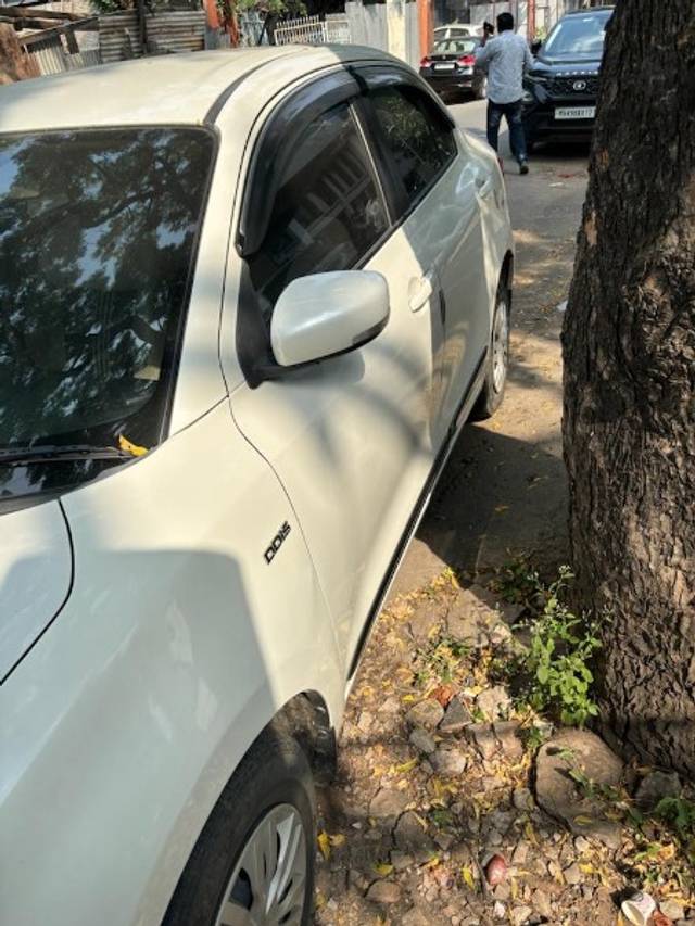 https://images10.gaadi.com/usedgaadi-sellcar/UsedCar/765e6e6e-0748-4779-965d-83a48b7e1763/bbc7a26c-5c00-4a2a-956a-882db0392273.jpeg?imwidth=6401
