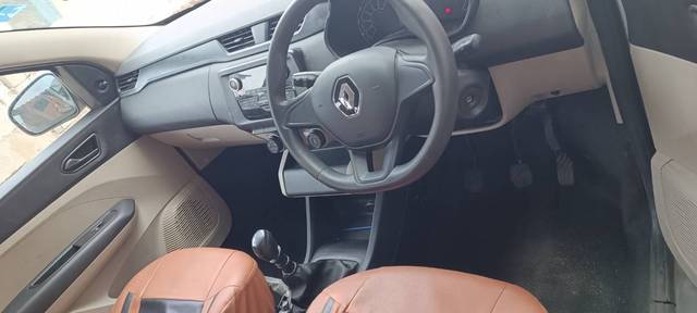 https://images10.gaadi.com/usedgaadi-sellcar/UsedCar/767f3d96-915f-4b85-94f0-f63db6ce5733/0a32cc24-4088-4b5c-9509-b47ca282d05a.jpg?imwidth=6402
