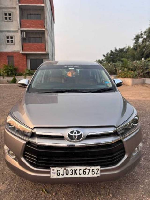 https://images10.gaadi.com/usedgaadi-sellcar/UsedCar/7695434d-659d-4c18-a1ec-9f485314c6a2/a523850f-b08a-45b0-b0c0-9fcbce2a029f.jpg?imwidth=6401