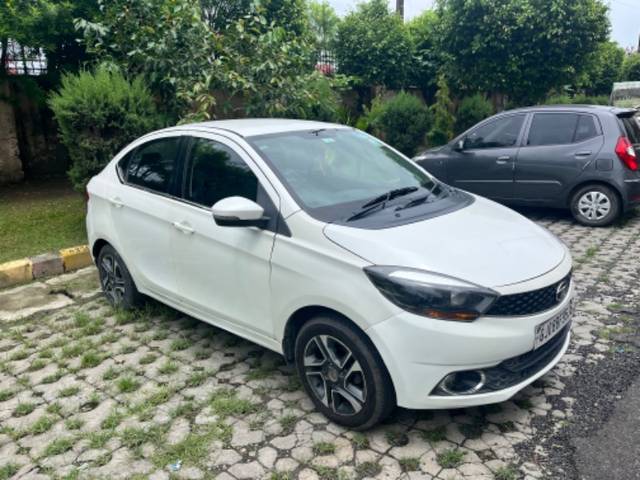 https://images10.gaadi.com/usedgaadi-sellcar/UsedCar/76be6dd6-3a98-4169-8f49-1927e80c113e/66c491c4-6c45-4166-84c4-ca9a22a9fe27.jpg?imwidth=6400