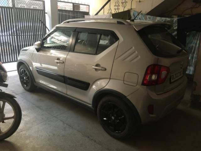 https://images10.gaadi.com/usedgaadi-sellcar/UsedCar/76cd24cb-eddc-4a95-8ce6-e786d111f515/93aa28f6-b7da-403b-9ef3-a2f1ff89ae40.jpeg?imwidth=6401