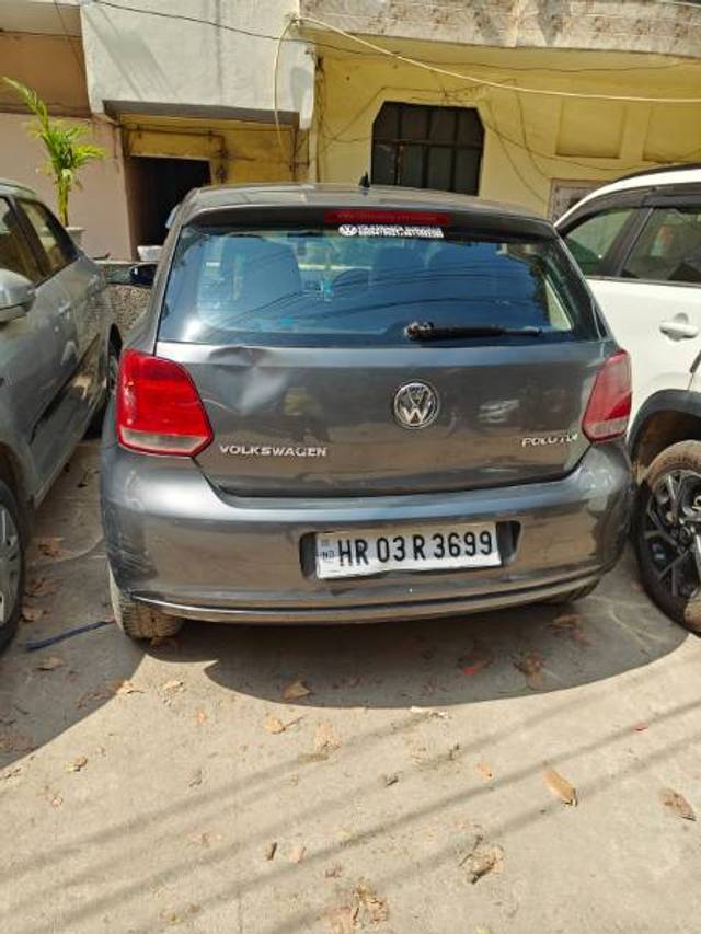 https://images10.gaadi.com/usedgaadi-sellcar/UsedCar/7740d3c8-41da-402f-b036-994459a746ae/12c00e54-193b-4c63-8877-6ff00c671951.jpg?imwidth=6401