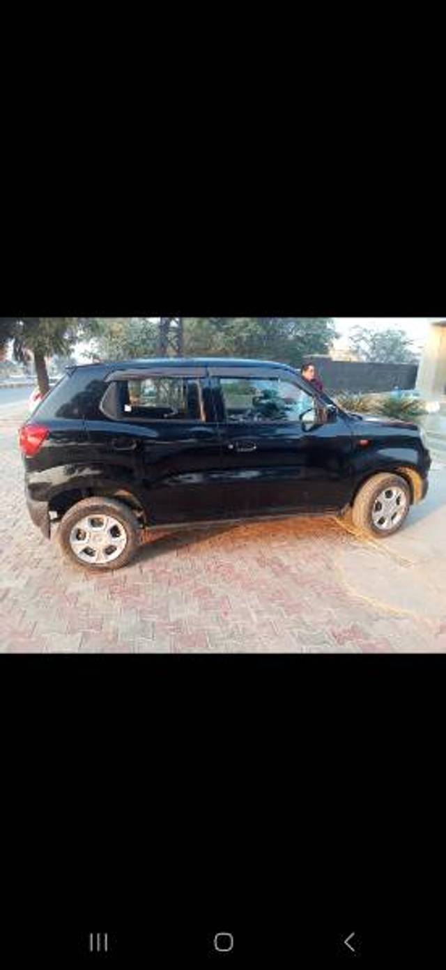 https://images10.gaadi.com/usedgaadi-sellcar/UsedCar/77b5d26a-b682-4050-b9fe-f00dd0c64529/fda2bc1f-6d56-4428-b8e5-ef72c66a45e4.jpg?imwidth=6402