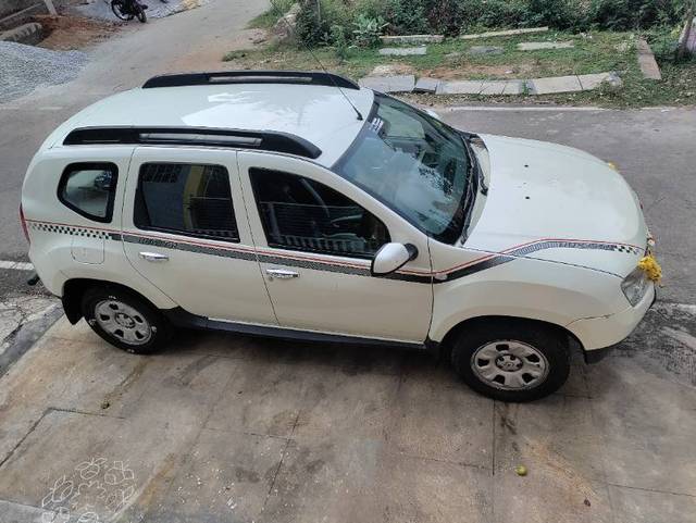 https://images10.gaadi.com/usedgaadi-sellcar/UsedCar/7889b7a6-3b3d-4aa0-9632-9a322e4c25d1/53819db3-527c-4826-a227-0a242cda6193.jpg?imwidth=6401