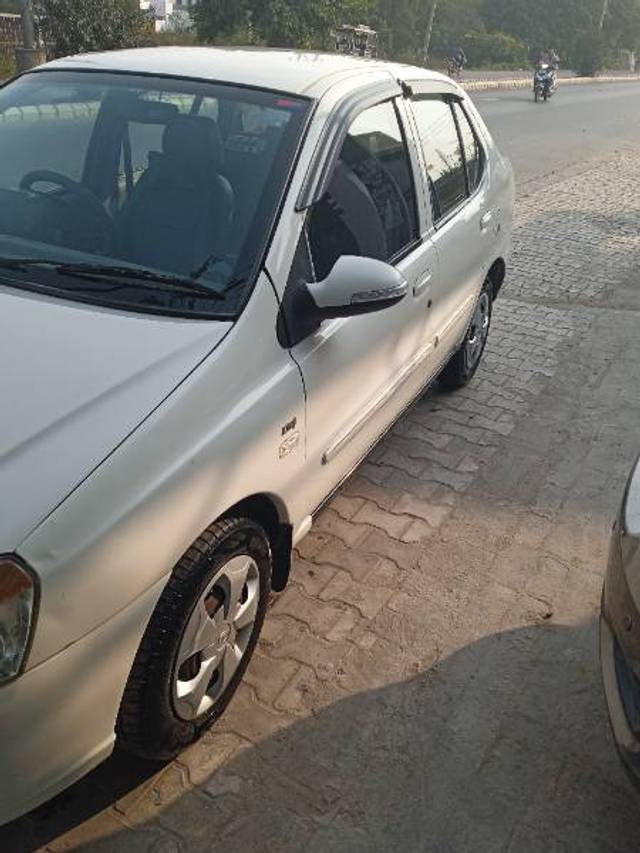 https://images10.gaadi.com/usedgaadi-sellcar/UsedCar/7917c4ef-b457-49b3-8936-6a2eebf86022/925dc5de-6cce-4ae0-a076-7e720a866757.jpg?imwidth=6400