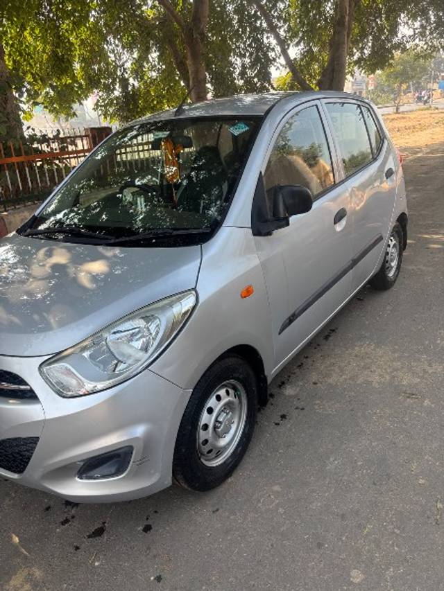 https://images10.gaadi.com/usedgaadi-sellcar/UsedCar/795dc70d-29b3-4ee9-bd75-2294e58560e2/a25d10d3-4536-4d63-a7cf-7602353f1cd2.jpeg?imwidth=6400