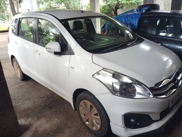 https://images10.gaadi.com/usedgaadi-sellcar/UsedCar/79d67762-9ac0-4f53-8adc-ff106386fb5b/384dd20d-d96e-4ee2-8cf8-cd70e50d7f84.jpg?imwidth=6400