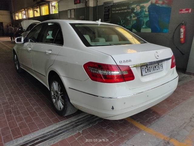 https://images10.gaadi.com/usedgaadi-sellcar/UsedCar/79ef0a37-35bf-4029-aa87-9bb1432d0fc7/4b59d69e-973f-4e77-8441-3744f01d872f.jpeg?imwidth=6401