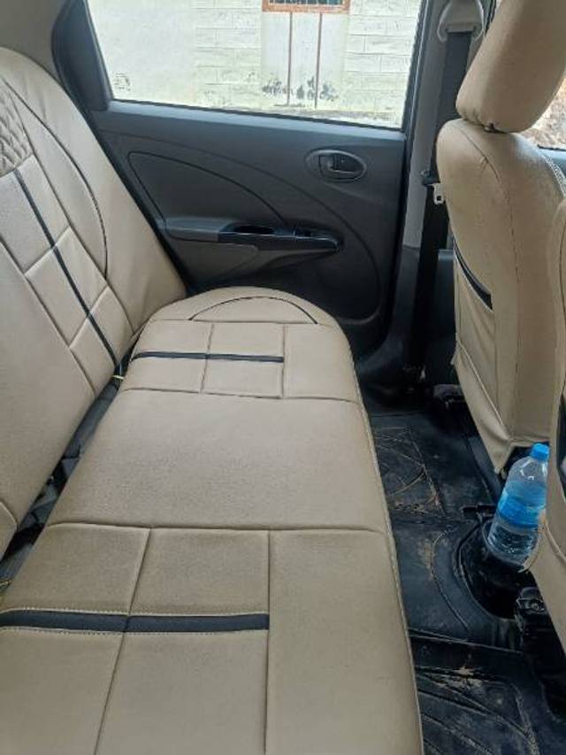 https://images10.gaadi.com/usedgaadi-sellcar/UsedCar/7a08b005-d869-403a-9491-89d10ce21dad/0aa9a527-85d5-4015-8872-c06485bb1571.jpg?imwidth=6402