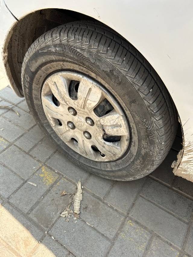 https://images10.gaadi.com/usedgaadi-sellcar/UsedCar/7a35592d-ba55-43da-be47-173daee15056/b22b6a67-c237-4ef9-a685-081ead3c39aa.jpeg?imwidth=6402