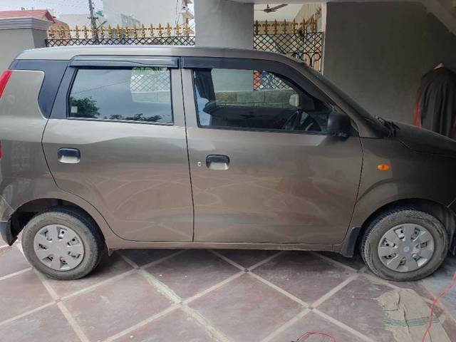 https://images10.gaadi.com/usedgaadi-sellcar/UsedCar/7a5847ff-7f0c-4ea5-826f-6c481811b7d2/a01209f3-d97a-4c78-b39f-e8cede442fa5.jpg?imwidth=6400