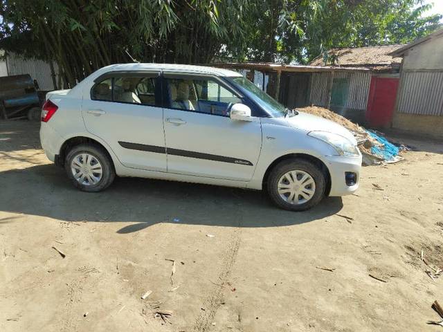 https://images10.gaadi.com/usedgaadi-sellcar/UsedCar/7aa5eedb-98b2-4545-80b0-d81debe79a1e/c8be7080-1878-4def-bcbc-9b0da358ed33.jpg?imwidth=6401