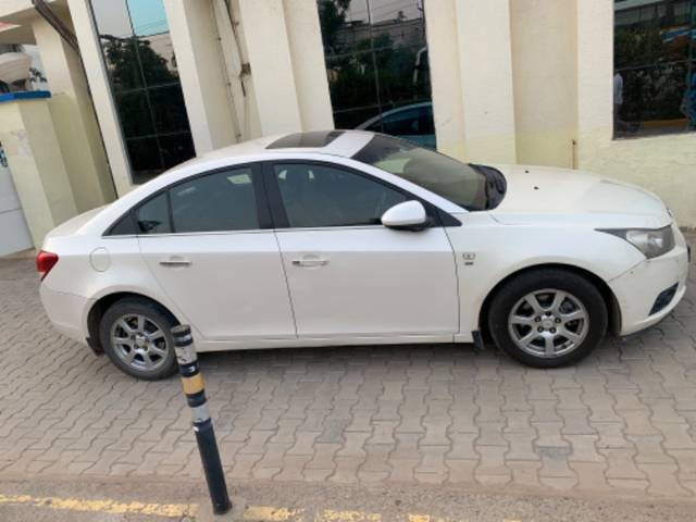 https://images10.gaadi.com/usedgaadi-sellcar/UsedCar/7aa7d202-1dd4-4dde-96f3-9d04399cddda/244bbdd6-de76-452f-8b9e-30633a128daa.jpeg?imwidth=6400