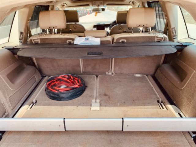 https://images10.gaadi.com/usedgaadi-sellcar/UsedCar/7aae2bd4-3b6d-4e35-ad4b-6980d4297a08/5cb0881e-b3c3-4c77-a681-edd220dbdfda.jpeg?imwidth=6402