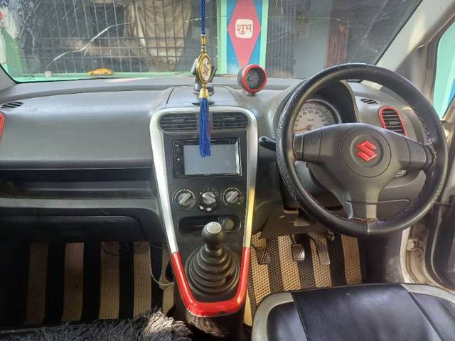 https://images10.gaadi.com/usedgaadi-sellcar/UsedCar/7acd45f3-1c1d-479b-ba8d-06239f5b9f8b/019131fa-9e5c-44cc-8aa8-d5ad80645a89.jpg?imwidth=6401