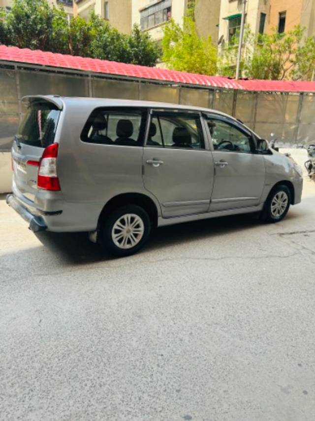 https://images10.gaadi.com/usedgaadi-sellcar/UsedCar/7adb3cfe-3410-4ebb-8db5-6f09f5582162/e806b903-74cd-486d-83f9-96ae35d80c45.jpeg?imwidth=6401