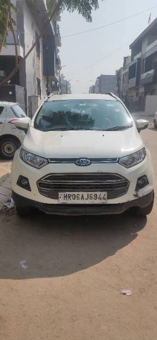 https://images10.gaadi.com/usedgaadi-sellcar/UsedCar/7ae7eb0e-02b9-4b6e-9bd3-30f277eefd0f/f65dd105-f3bf-4b31-a414-55bcfa63109c.jpg?imwidth=6400