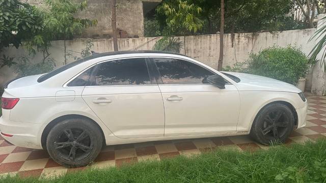 https://images10.gaadi.com/usedgaadi-sellcar/UsedCar/7b58301a-54a6-40a1-98c2-16de7c6063f5/18eb2938-ca30-486f-a67f-bb04d6a820ef.jpeg?imwidth=6401