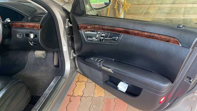 https://images10.gaadi.com/usedgaadi-sellcar/UsedCar/7b6bf879-5088-460d-a741-97f28dbefc28/542b6f93-2e50-40f8-8a4b-04ecc0933261.jpg?imwidth=6402