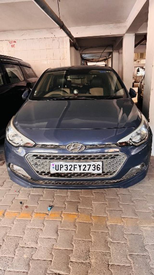 https://images10.gaadi.com/usedgaadi-sellcar/UsedCar/7b6eaee0-c57c-4217-86f5-e89ee8c6f764/03971baa-86d4-49bf-b0c0-d8db50ad8dba.jpeg?imwidth=6400