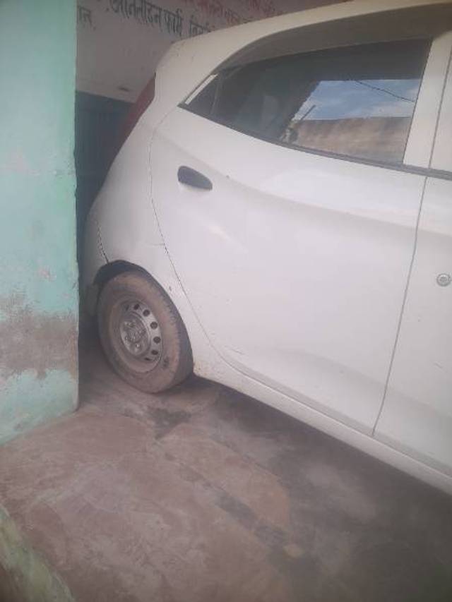 https://images10.gaadi.com/usedgaadi-sellcar/UsedCar/7b848ba0-1805-48c4-8841-e1fd7ffb40e5/d9caf9ee-eb15-4002-8d8c-efd27c79712c.jpg?imwidth=6402
