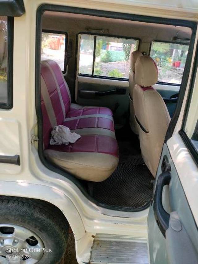https://images10.gaadi.com/usedgaadi-sellcar/UsedCar/7b9800ec-2100-4c73-9c64-efca41f6d0ee/2120fc8a-00d5-4c32-ad46-bf9281b17f8d.jpg?imwidth=6401