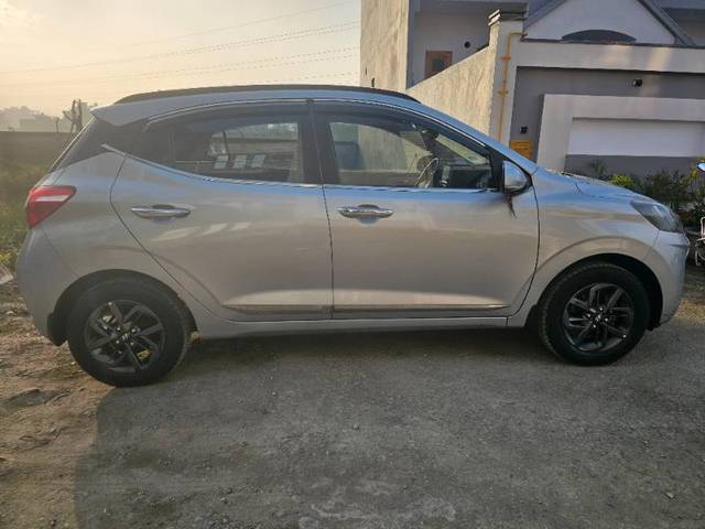 https://images10.gaadi.com/usedgaadi-sellcar/UsedCar/7ba066f8-4edc-4e54-8dc4-3b670d154657/f3bcd376-cfba-4e4b-81e9-4c3bc8a02931.jpg?imwidth=6401