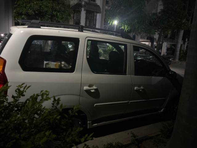 https://images10.gaadi.com/usedgaadi-sellcar/UsedCar/7c0973cf-8049-44b6-87ab-c6ebb1684bf5/8b7792cd-3938-42f3-8bd8-ce1d8a3ffd0f.jpg?imwidth=6401