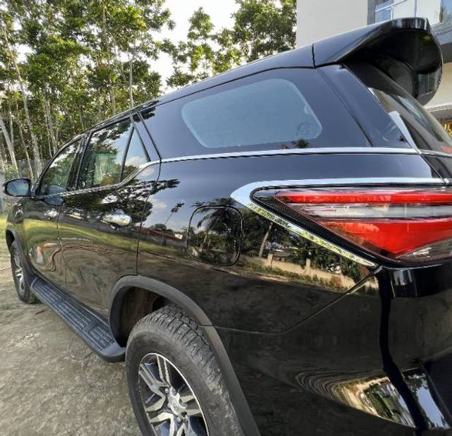 https://images10.gaadi.com/usedgaadi-sellcar/UsedCar/7c6fdc0d-14d2-43b0-9636-8f74dfa2b8cb/9bb16bac-20fc-457a-988e-2479f9e73f8e.jpg?imwidth=6401