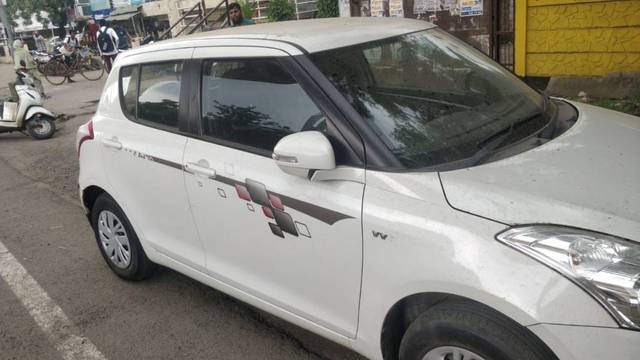 https://images10.gaadi.com/usedgaadi-sellcar/UsedCar/7d139ad1-368e-450d-b7de-cf879bcf4868/99623fc8-accc-4d19-a4ab-7a422db5ef9b.jpg?imwidth=6401