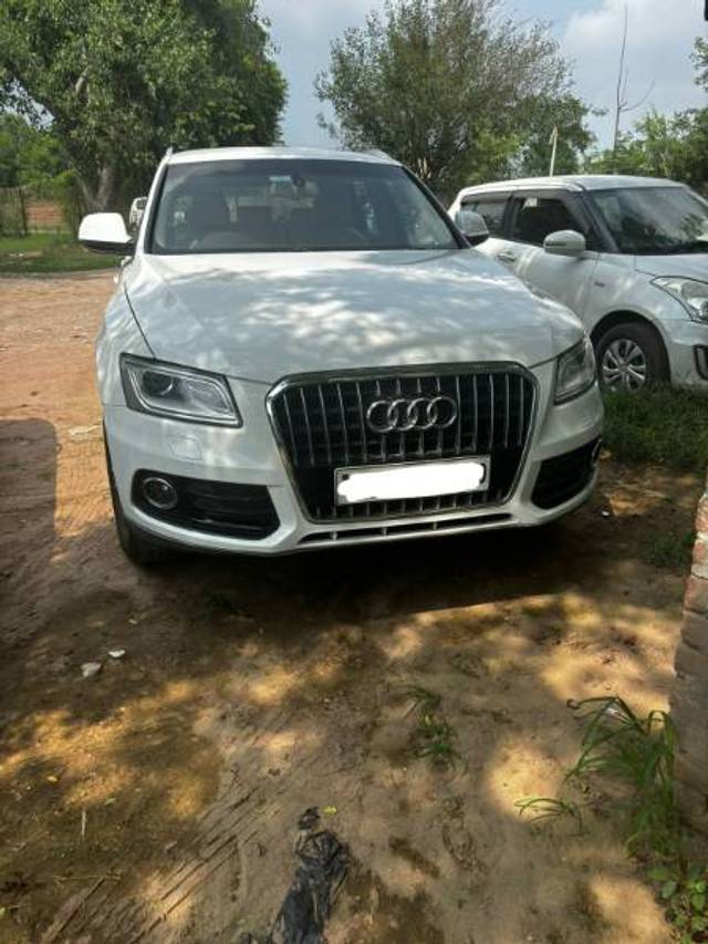 https://images10.gaadi.com/usedgaadi-sellcar/UsedCar/7d2c5d9d-0f8c-4393-8868-8e9fcb59dc2f/bb0f0554-4677-436c-a2c2-f240723783d0.jpg?imwidth=6400