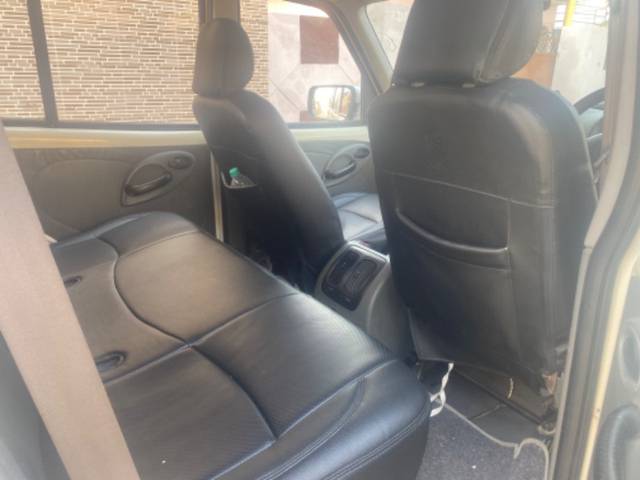 https://images10.gaadi.com/usedgaadi-sellcar/UsedCar/7d365df9-96be-4efe-a0fe-24b340cb23d2/133e14a2-9bde-4a6d-8853-e196836327c4.jpeg?imwidth=6402