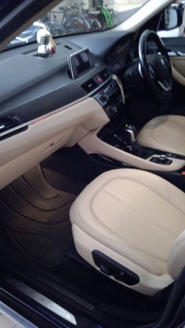 https://images10.gaadi.com/usedgaadi-sellcar/UsedCar/7dcd2df4-1bc0-4df2-87e6-56ab697bd38b/657386e5-52d8-4c47-b9d8-583db3a472a3.jpeg?imwidth=6401