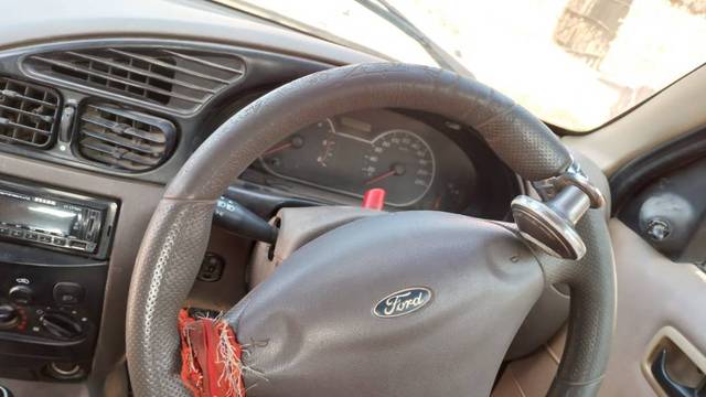 https://images10.gaadi.com/usedgaadi-sellcar/UsedCar/7e478033-560b-4a4c-98d8-c7d589d3d65a/e2a7ec8d-a06f-4aaa-9ae1-f7333b5370ff.jpg?imwidth=6402