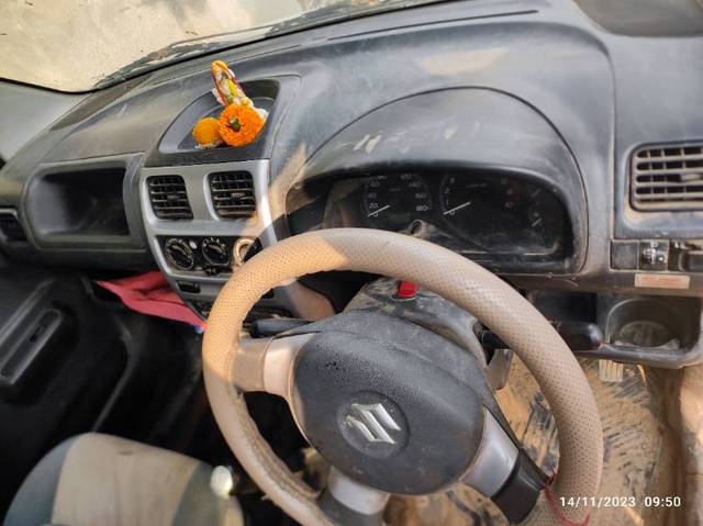 https://images10.gaadi.com/usedgaadi-sellcar/UsedCar/7e78e855-5fd0-442e-8446-bca4aa811b9a/4ff38216-25b1-45d9-9773-336eab08c796.jpg?imwidth=6402