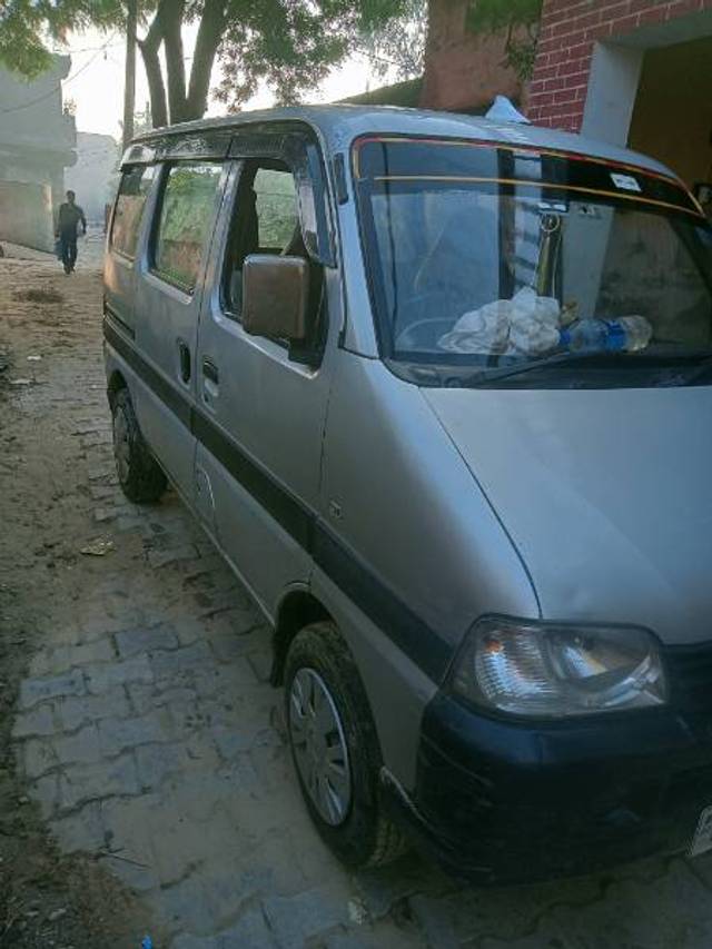 https://images10.gaadi.com/usedgaadi-sellcar/UsedCar/7e7babd6-3c8b-4c09-ac94-9948134d0b5a/5b0460ed-2288-423b-b1f1-ffbfbde53c71.jpg?imwidth=6400